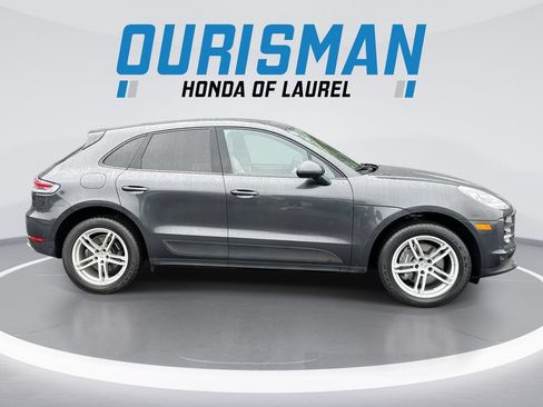 Used 2021 Porsche Macan AWD/4WD image 9