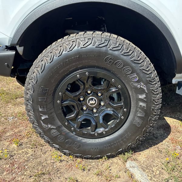 Used 2023 Ford Bronco Wildtrak AWD/4WD image 12