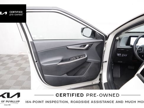 Certified 2024 Kia EV6 Light AWD/4WD image 10