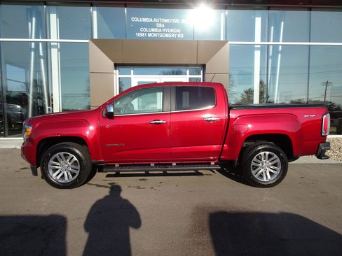 Used 2019 GMC Canyon SLT w/ Driver Alert Package image 2