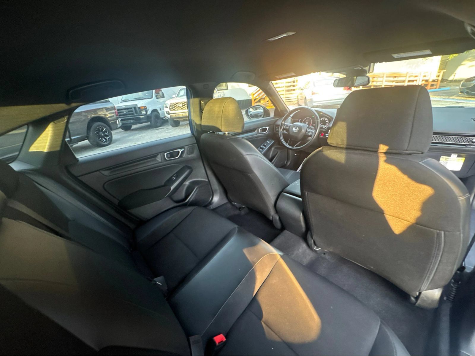 Used 2023 Honda Civic Sport image 25