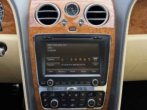 Used 2014 Bentley Continental GT image 29