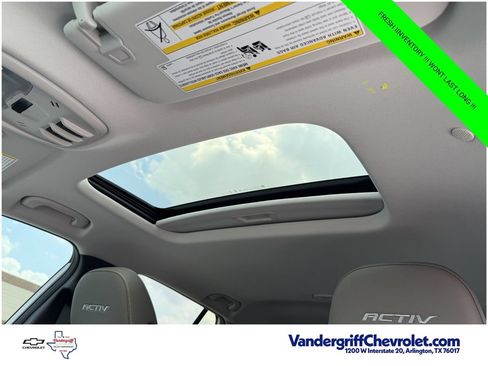 New 2026 Chevrolet Trax ACTIV w/ Sunroof Package FWD image 24