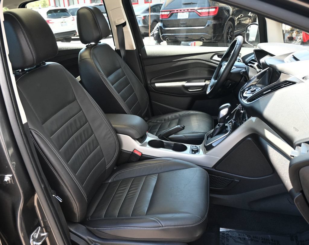 Used 2016 Ford C-MAX SEL w/ Equipment Group 302A FWD image 19