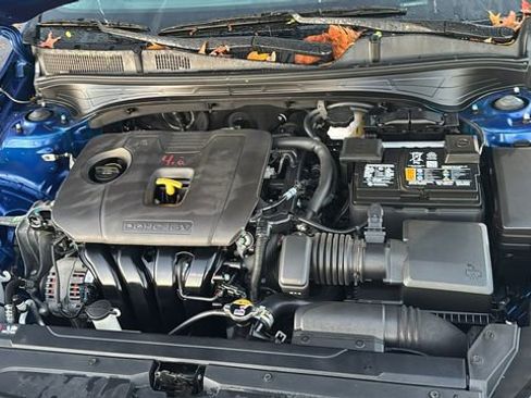 Used 2024 Kia Forte LXS image 35