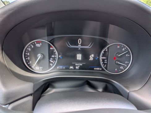 Used 2022 Buick Enclave Avenir w/ Avenir Technology Package FWD image 28