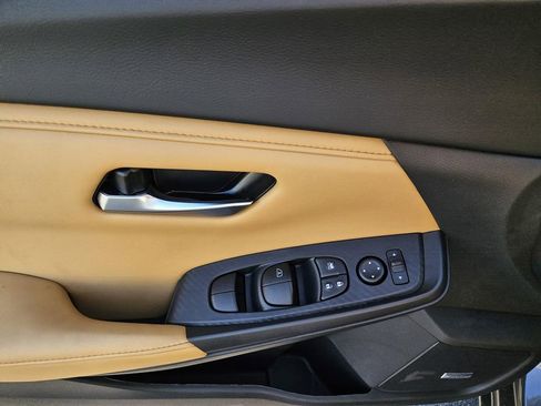 New 2025 Nissan Sentra SV w/ SV Premium Package image 13