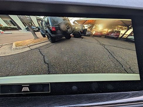 Used 2023 Buick Envision Essence image 13