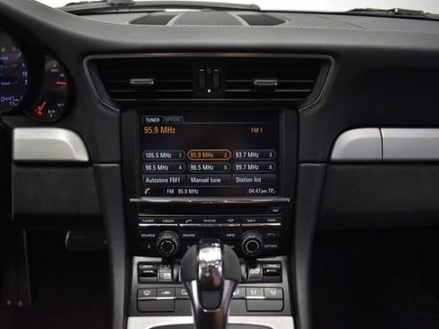 Used 2015 Porsche 911 GT3 image 18