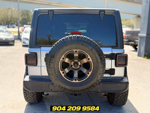 Used 2018 Jeep Wrangler Unlimited Sport S AWD/4WD image 6