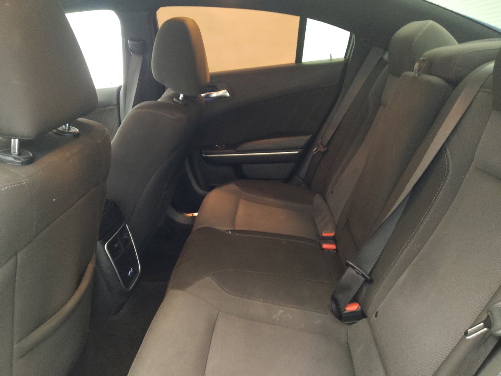 Used 2022 Dodge Charger SXT RWD image 18