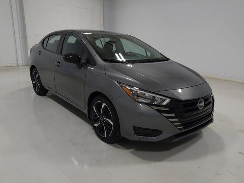 Used 2025 Nissan Versa SR w/ Trunk Package image 13