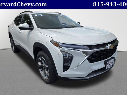 Certified 2025 Chevrolet Trax LT FWD image 1