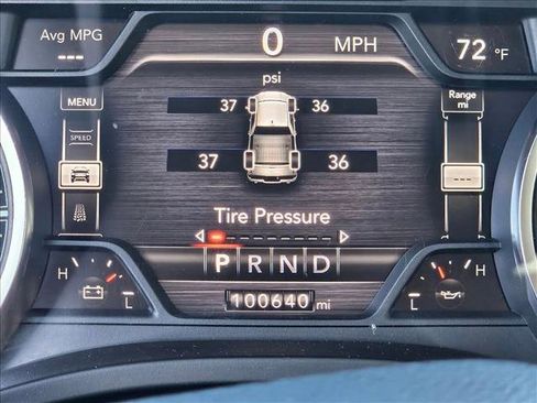 Used 2021 RAM 1500 Laramie w/ Off Road Group image 15