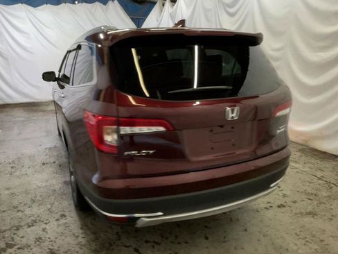 Certified 2022 Honda Pilot Touring image 7