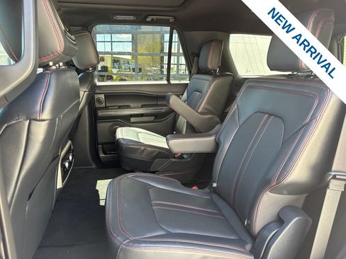 Used 2024 Ford Expedition Limited AWD/4WD image 15