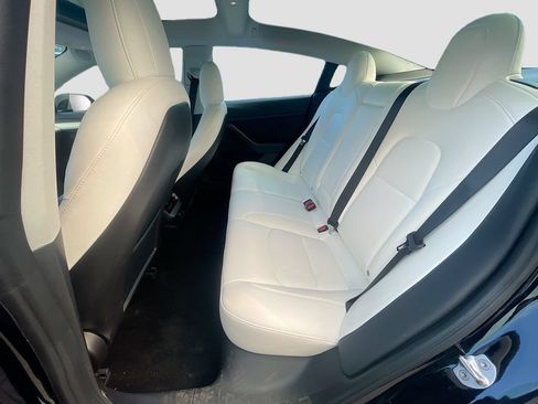 Used 2021 Tesla Model 3 Standard Range Plus RWD image 23