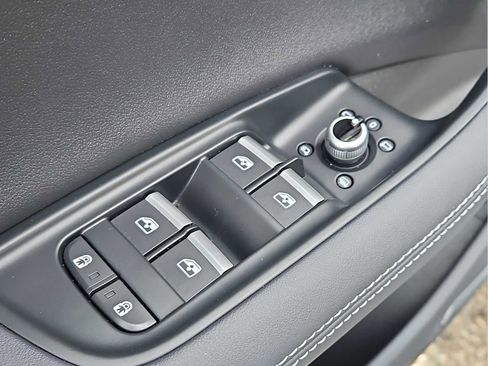 Certified 2025 Audi Q7 Premium Plus w/ Premium Plus Package image 12