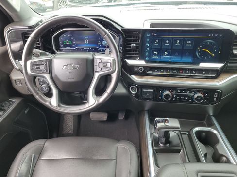 Used 2022 Chevrolet Silverado 1500 RST w/ RST All Star Premium Package AWD/4WD image 9