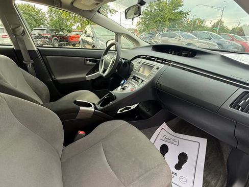 Used 2015 Toyota Prius Three FWD image 12