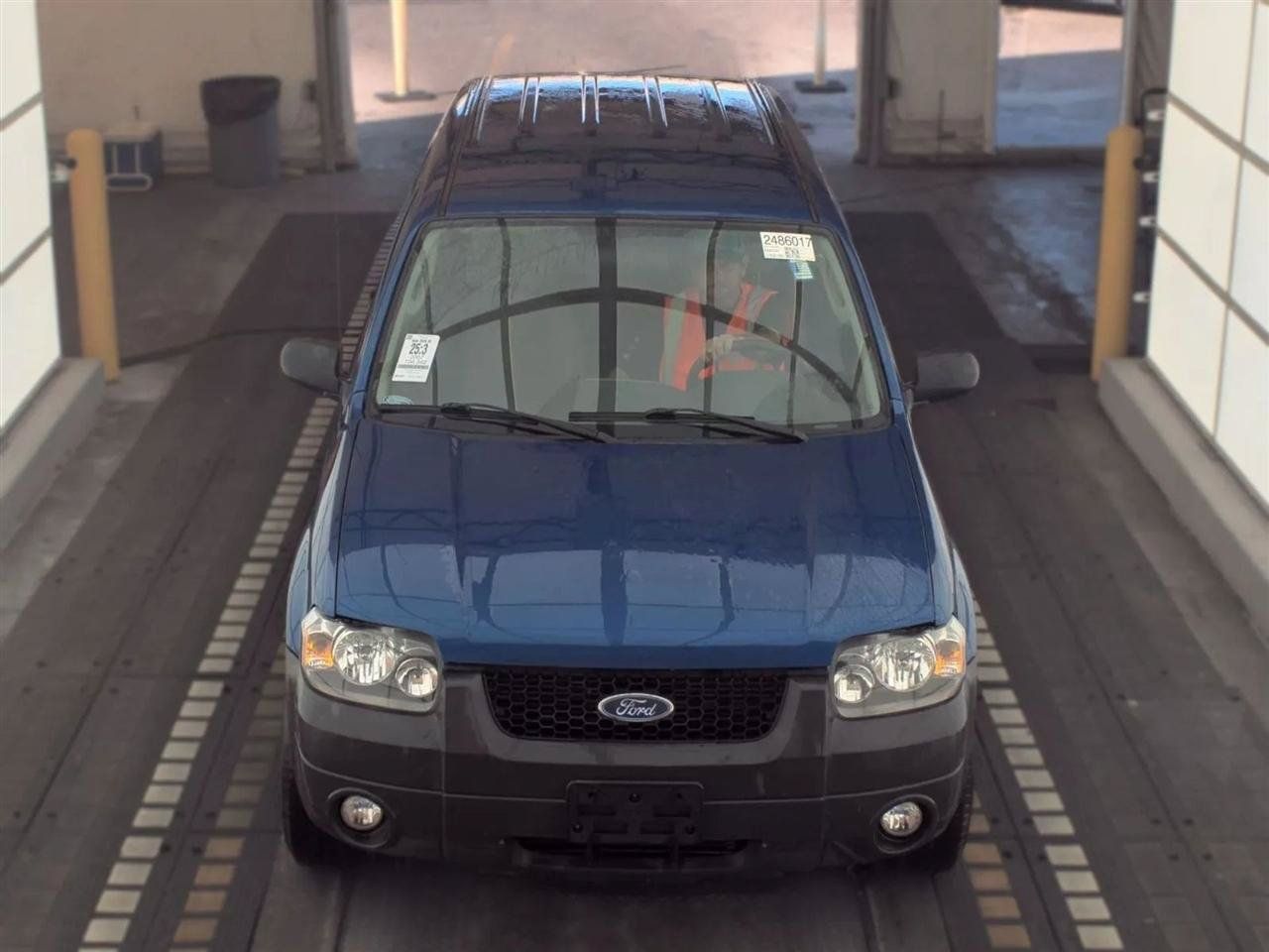 Used 2007 Ford Escape XLT FWD image 2