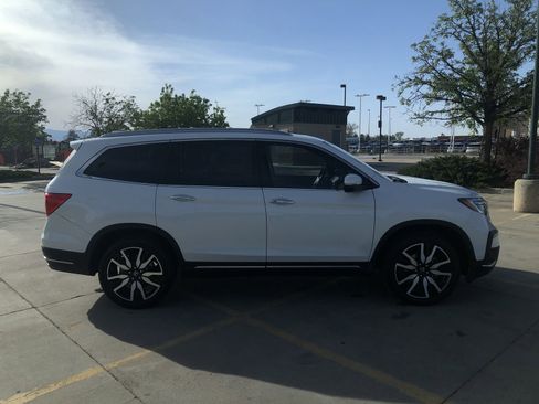 Used 2021 Honda Pilot Elite image 2