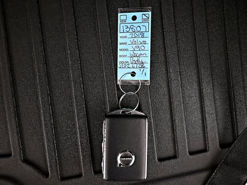 Used 2018 Volvo V90 T6 Cross Country w/ Convenience Package image 40