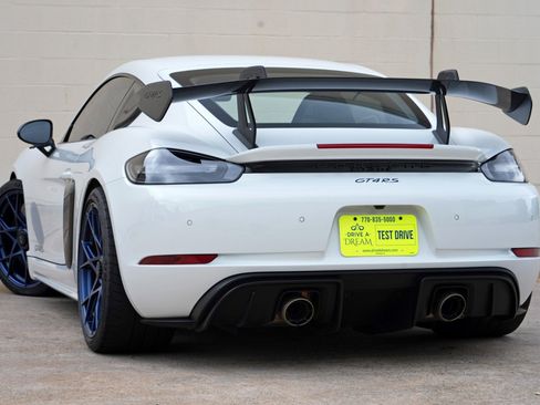 Used 2024 Porsche 718 Cayman GT4 RS w/ Weissach Package RWD image 6