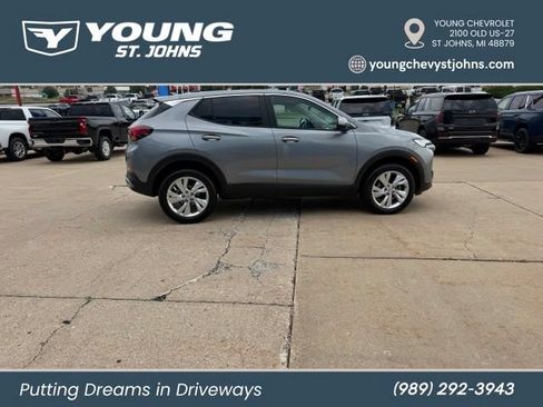 Used 2024 Buick Encore GX Preferred w/ Comfort Package AWD/4WD image 6