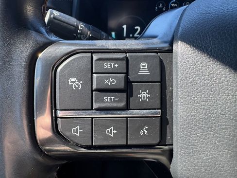 Used 2022 Ford Expedition Platinum AWD/4WD image 16