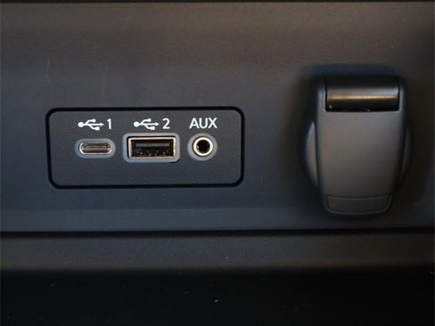 New 2025 Nissan Sentra SV w/ SV Premium Package image 15