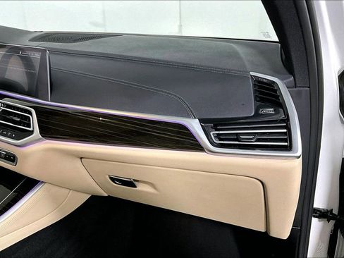 Used 2021 BMW X5 sDrive40i w/ Premium Package 2 image 16