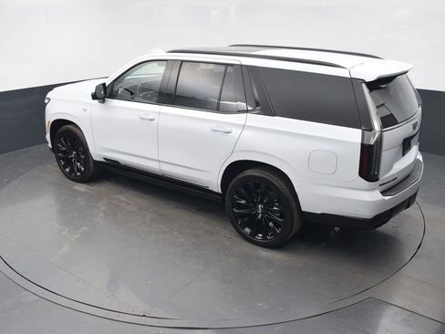 Certified 2026 Cadillac Escalade Platinum Sport w/ LPO, ONYX Package image 47