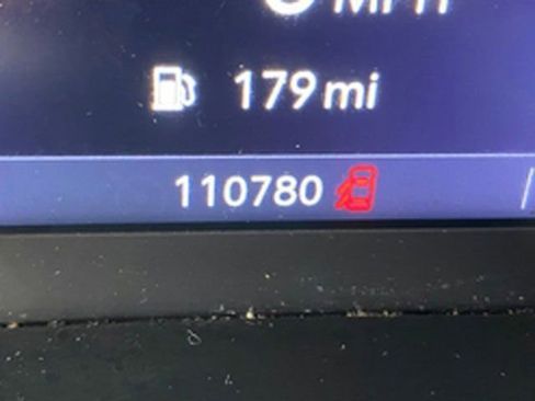 Used 2021 Buick Encore GX Preferred w/ Cold Weather Comfort Package image 11