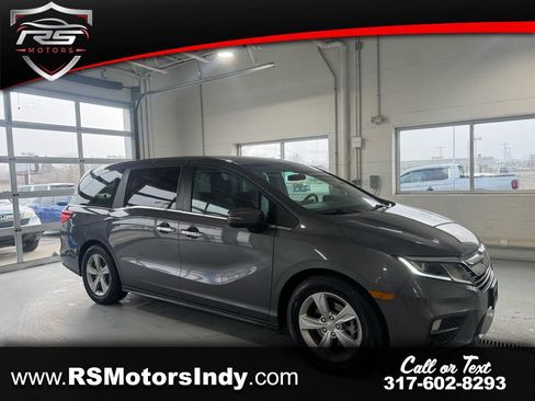 Used 2018 Honda Odyssey EX image 1