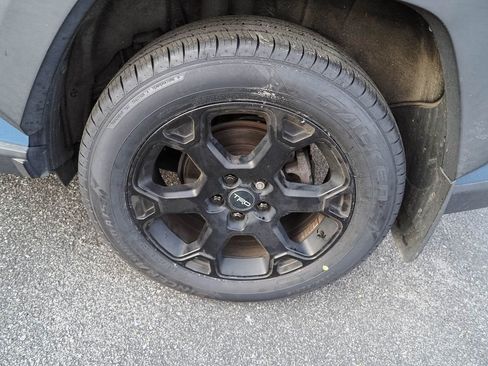 Used 2022 Toyota RAV4 TRD Off-Road image 7