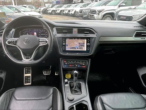 Used 2022 Volkswagen Tiguan SEL R-Line image 13