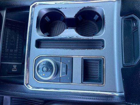 Used 2021 Ford Expedition XLT RWD image 17