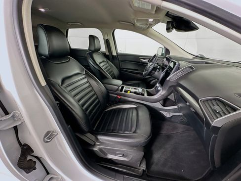 Used 2023 Ford Edge SEL image 29