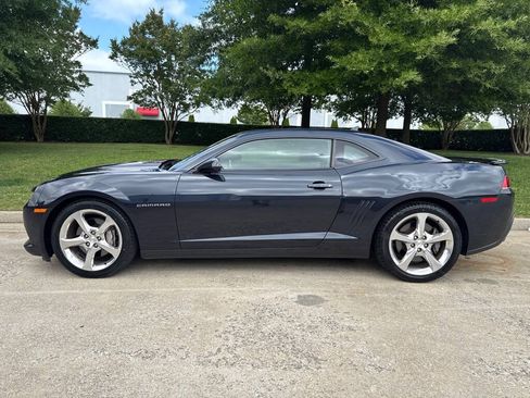 Used 2014 Chevrolet Camaro SS w/ RS Package RWD image 5