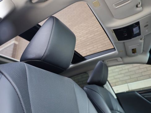 Used 2021 Lexus ES 350 w/ Premium Package FWD image 28