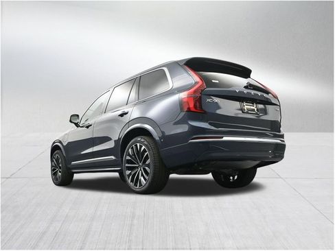 New 2026 Volvo XC90 T8 Ultra w/ Protection Package Premier AWD/4WD image 23