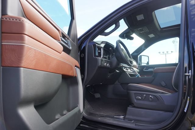 Used 2026 GMC Sierra 3500 Denali Ultimate AWD/4WD image 28