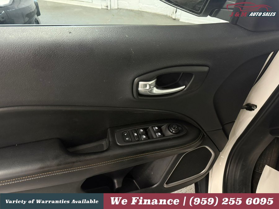 Used 2021 Jeep Compass Latitude w/ Convenience Group FWD image 26
