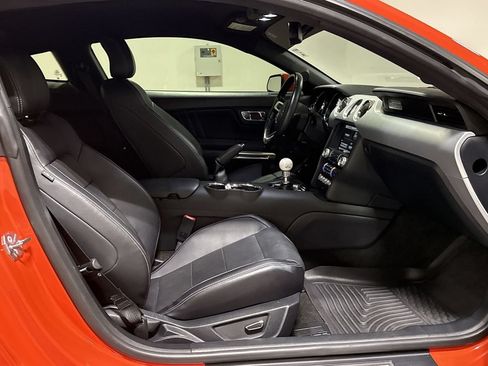 Used 2015 Ford Mustang GT Premium w/ Equipment Group 401A RWD image 21