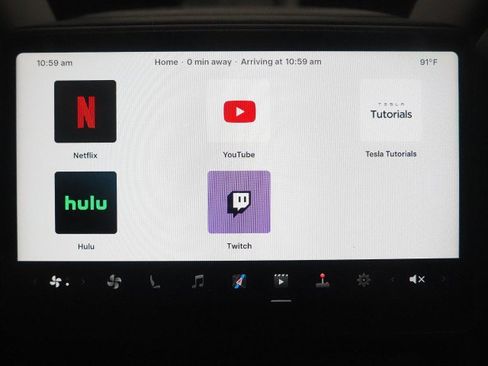 Used 2026 Tesla Model Y Long Range RWD image 29