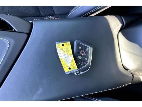 Used 2024 Chevrolet Corvette Z06 RWD image 13