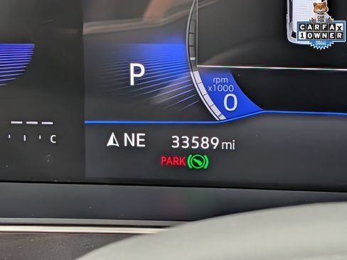 Used 2023 Volkswagen Tiguan SE AWD/4WD image 18