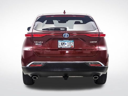 Used 2023 Toyota Venza Limited AWD/4WD image 4