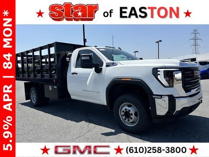 New 2025 GMC Sierra 3500 Pro w/ Convenience Package